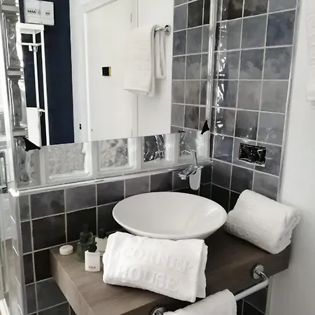 Modern 4* كالا راتخاذا