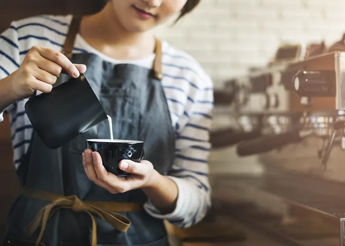 Modern 칼라 라트자다